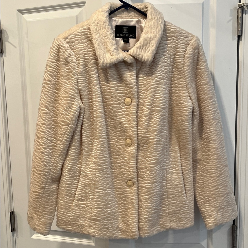 Women's Cream Jacket